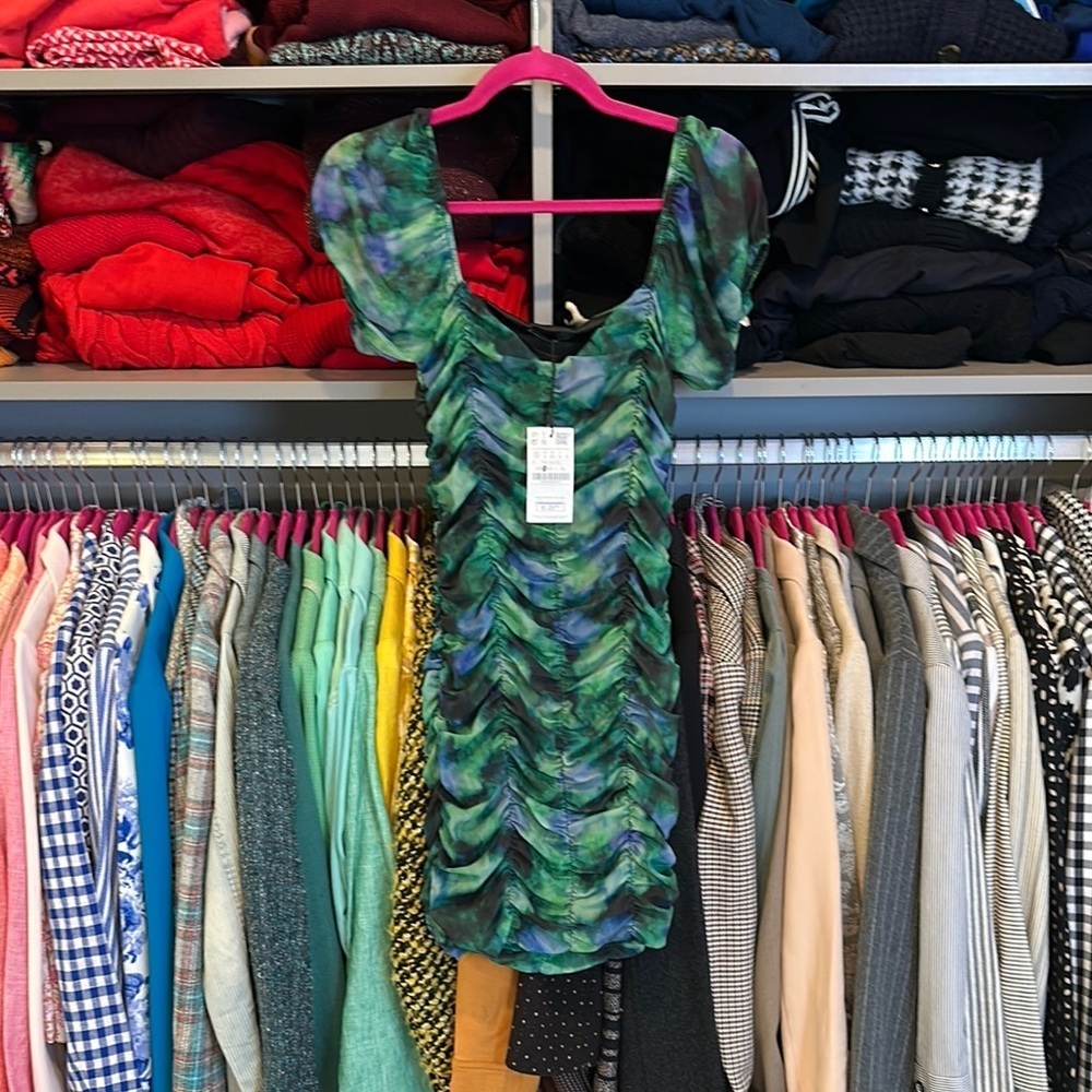 Stradivarius green/blue ruched elastic short sleeve dress size S NWT